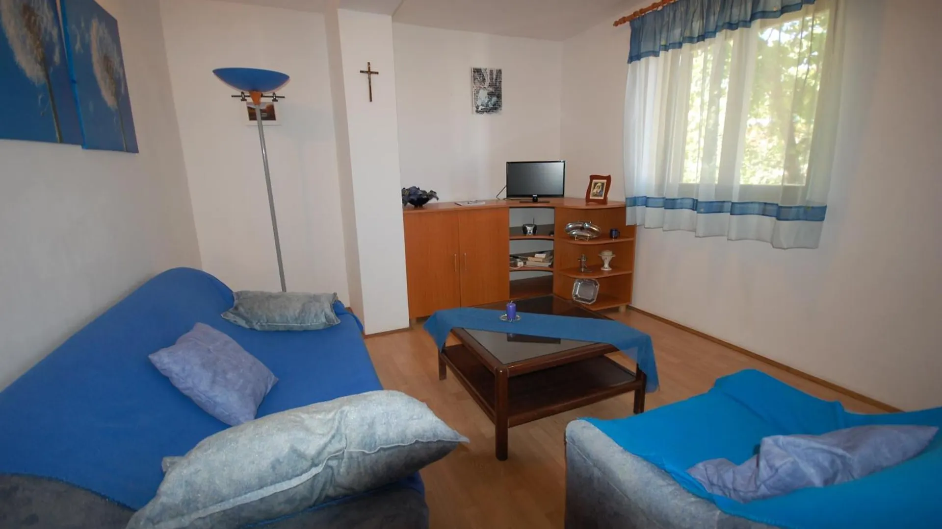 Apartments Daidzic By El-Pi Tours Njivice Croatia