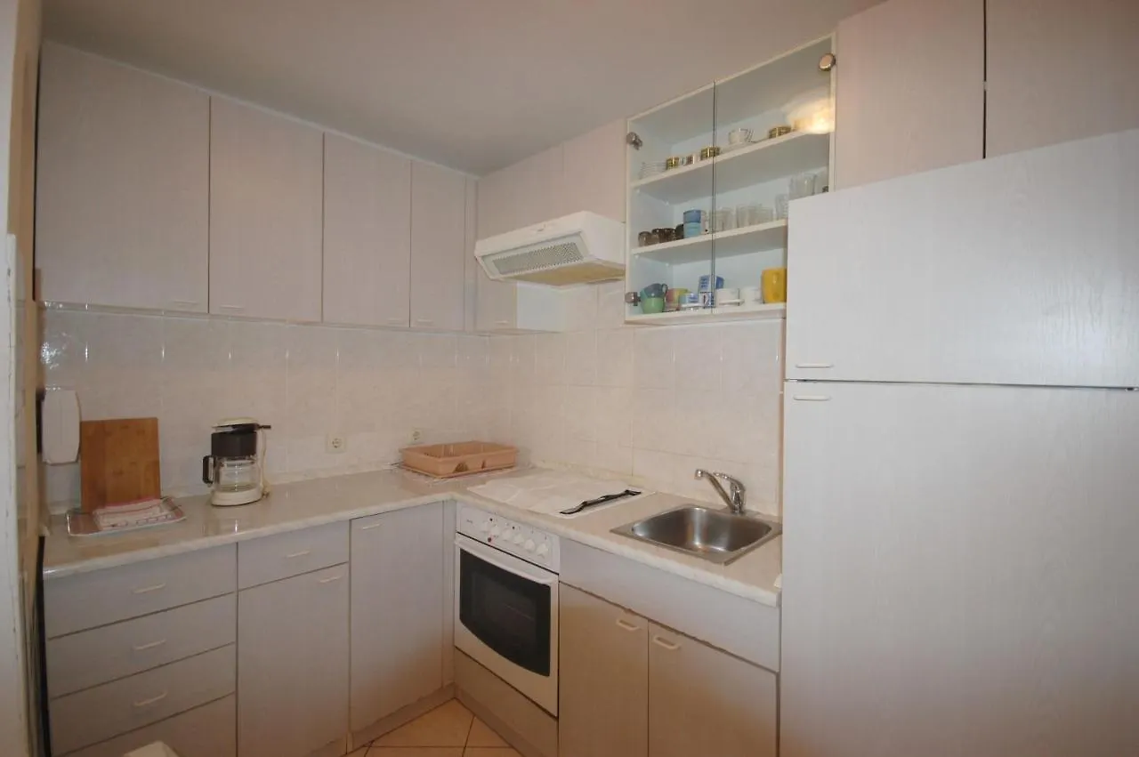 Apartments Daidzic By El-Pi Tours Njivice