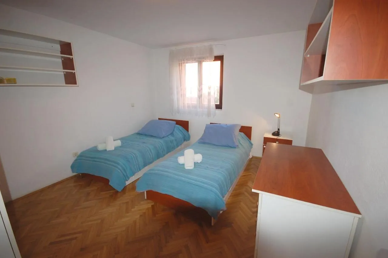 Apartments Daidzic By El-Pi Tours Njivice 0*,