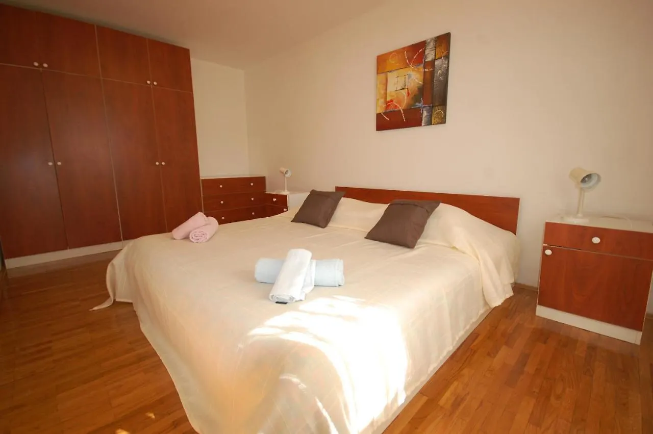 Apartments Daidzic By El-Pi Tours Njivice
