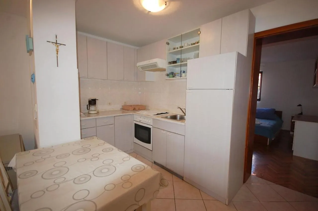 Apartments Daidzic By El-Pi Tours Njivice